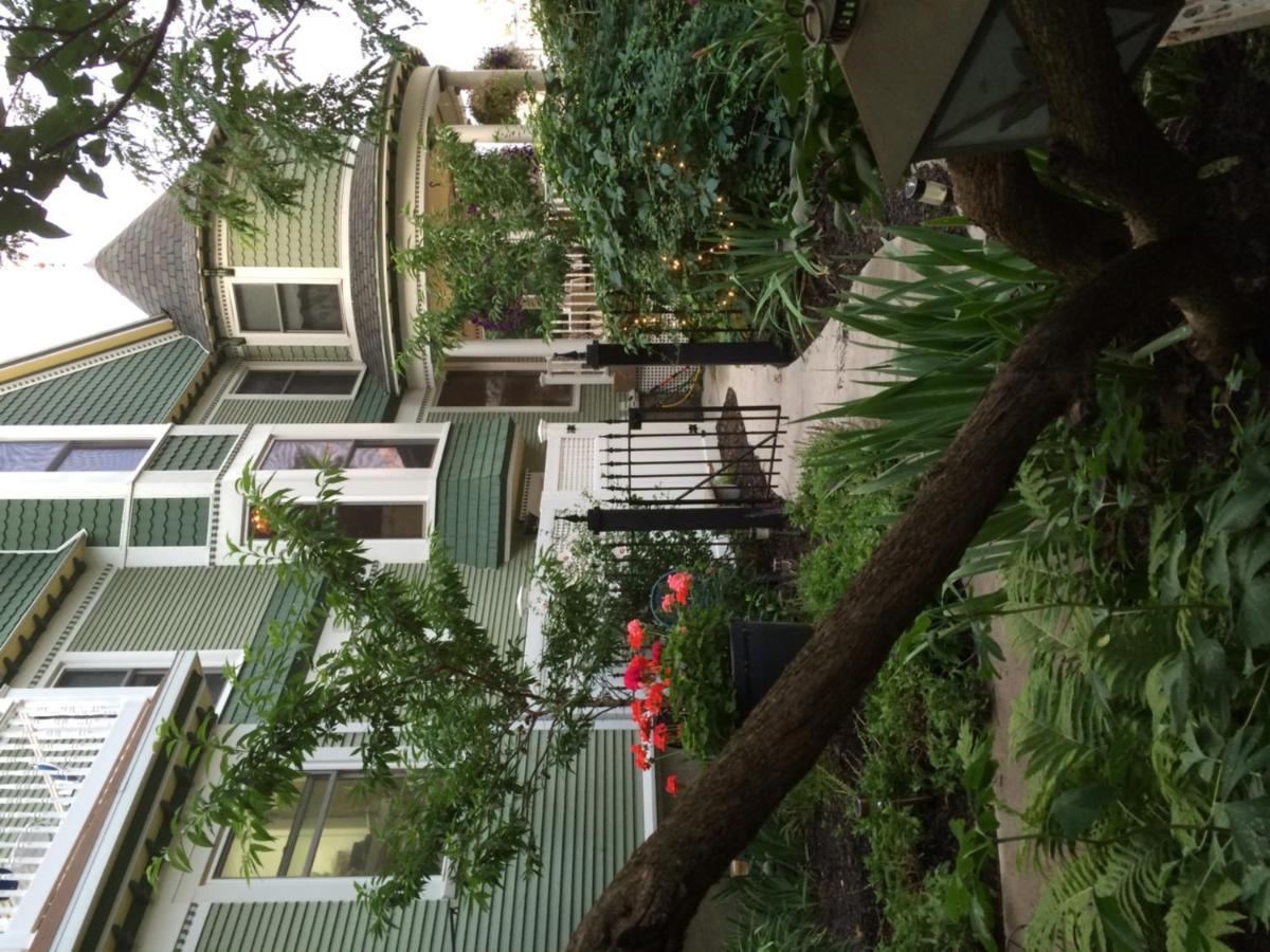 The Ginkgo Tree Bed and Breakfast Mount Pleasant Buitenkant foto