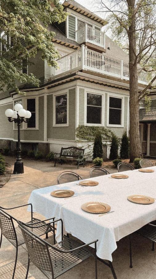 The Ginkgo Tree Bed and Breakfast Mount Pleasant Buitenkant foto