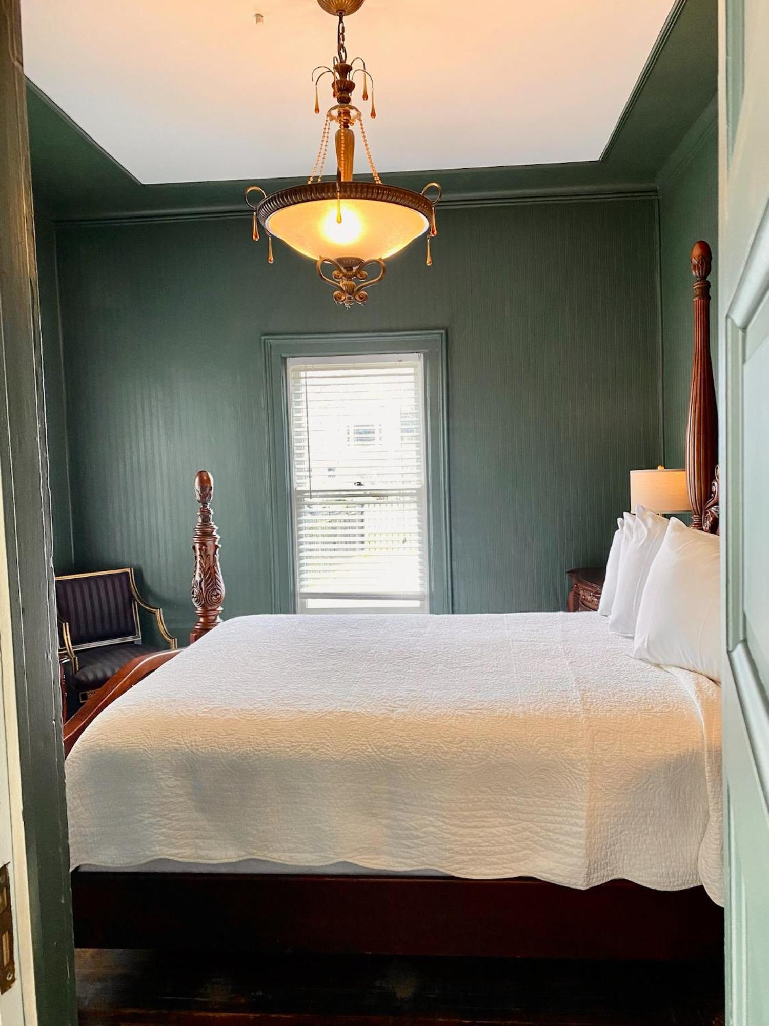 The Ginkgo Tree Bed and Breakfast Mount Pleasant Buitenkant foto