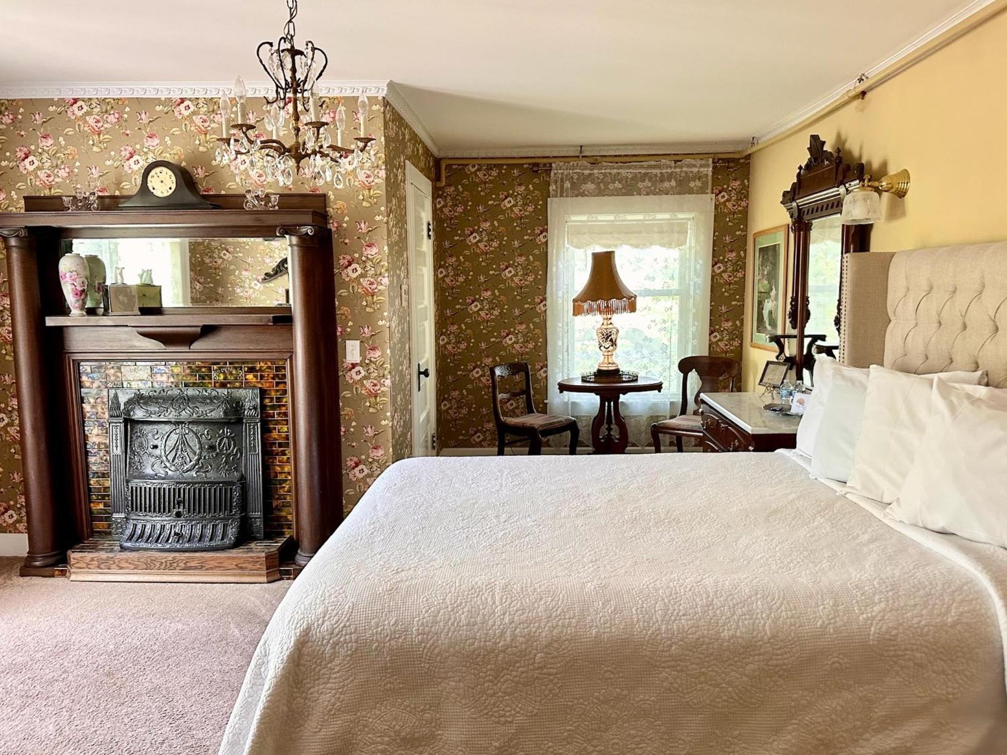 The Ginkgo Tree Bed and Breakfast Mount Pleasant Buitenkant foto