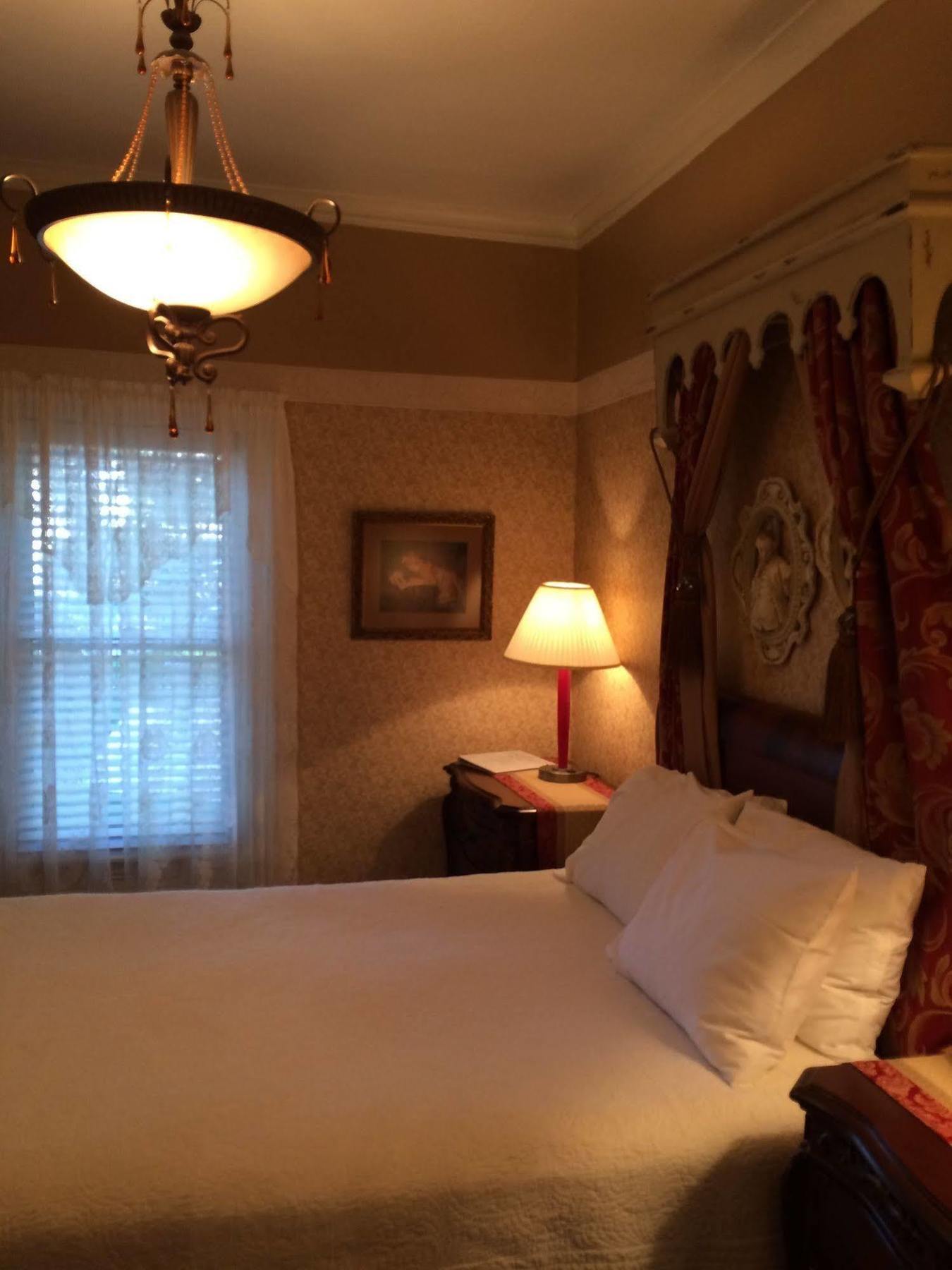 The Ginkgo Tree Bed and Breakfast Mount Pleasant Buitenkant foto